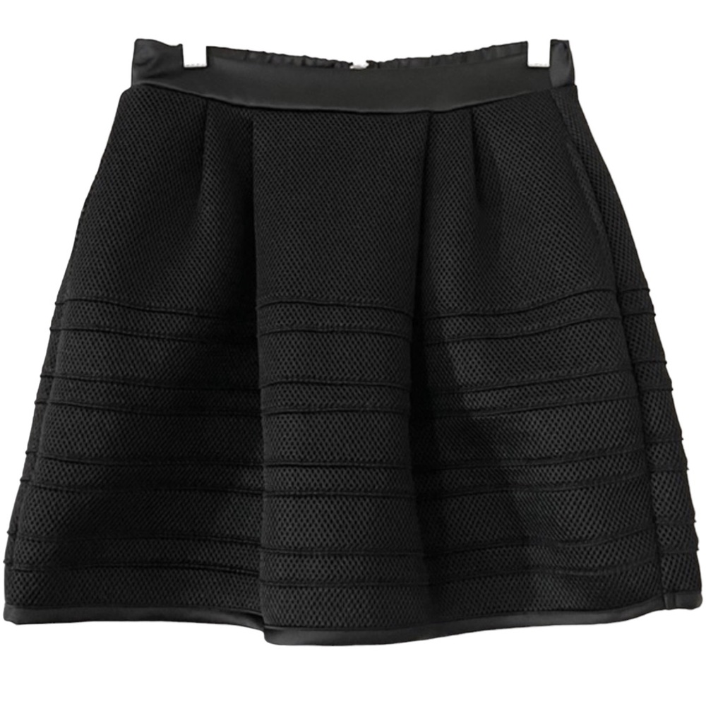 🎉HP!❤️ NWT! Maje ‘Essage’ Luxury Black Tulle Netted Skirt